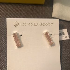 Kendra Scott Gold Stud Earrings in Sand Drusy